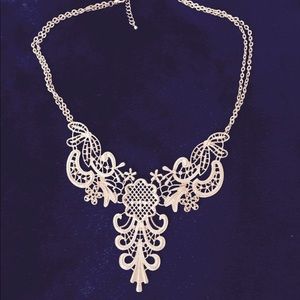 NEW, Gorgeous Gold Statement Necklace